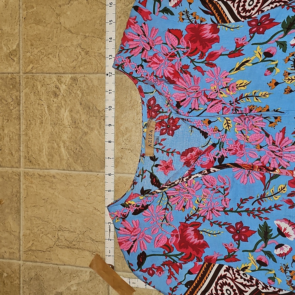 Floral Multicolor Women's Top - Aziza - Picture 4 of 8